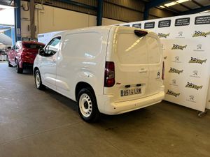Citroën Berlingo COMERCIAL 2 PLAZAS AUTOMATICA HDI 130CV - Foto 5