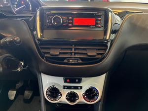 Peugeot 208 5P LIKE 1.6 BlueHDi 55KW (75CV) - Foto 13