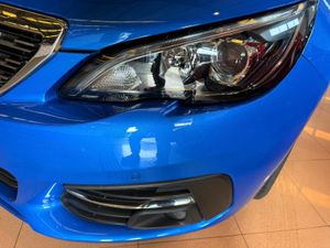 Peugeot 308 SW Allure Pack BlueHDI 130 S&S 12900 - Foto 30