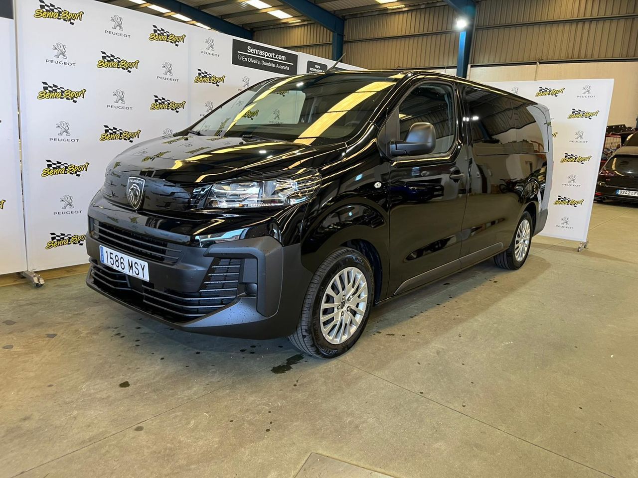 Peugeot Expert COMBI LONG 180CV 9 PLAZAS - Foto 1