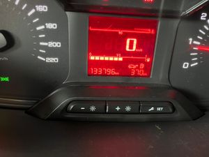 Peugeot Partner PRO STANDAR  - Foto 18