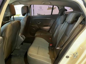 Renault Megane Sport Tourer Bose Energy dCi 110 S&S - Foto 7
