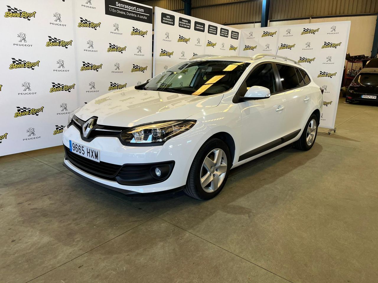 Renault Megane Sport Tourer Bose Energy dCi 110 S&S - Foto 1