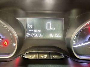 Peugeot 208 5P STYLE 1.6 BlueHDi 55KW (75CV) - Foto 23