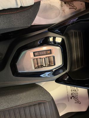 Peugeot 2008 Active Pack BlueHDI 130 S&S EAT8 - Foto 14