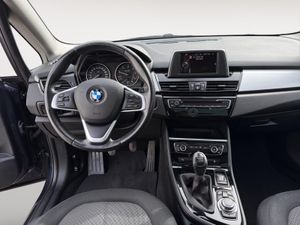 BMW Serie 2 Gran Tourer 218d - Foto 28