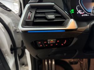 BMW Serie 3 330e xDrive Touring - Foto 15