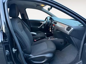 Citroën C-Elysée BlueHDi 73KW (100CV) Exclusive - Foto 24