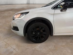 DS DS 4 Crossback 1.6 BlueHDi 88kW Connected Chic - Foto 6
