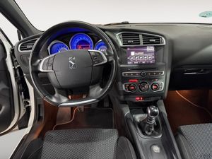DS DS 4 Crossback 1.6 BlueHDi 88kW Connected Chic - Foto 19