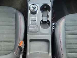 Ford Kuga ST-Line 2.5 - Foto 18