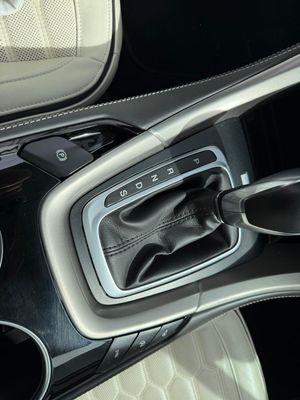 Ford Mondeo 2.0 EcoBoost 240CV Auto Vignale Sedán - Foto 13