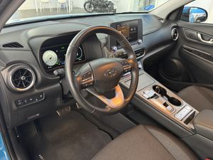 Hyundai Kona Eléctrico 100 kW (136 CV) Klass 39 kWh - Foto 11