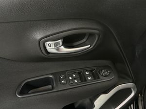 Jeep Renegade 1.6 E-TORQ 81kW Sport FWD E6 - Foto 22