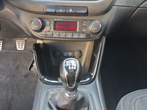 Kia Ceed 1.6 CRDi VGT 100kW (136CV) GT Line - Foto 16