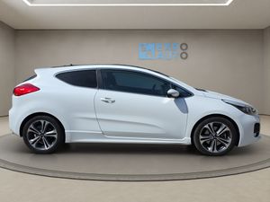 Kia Ceed 1.6 CRDi VGT 100kW (136CV) GT Line - Foto 8