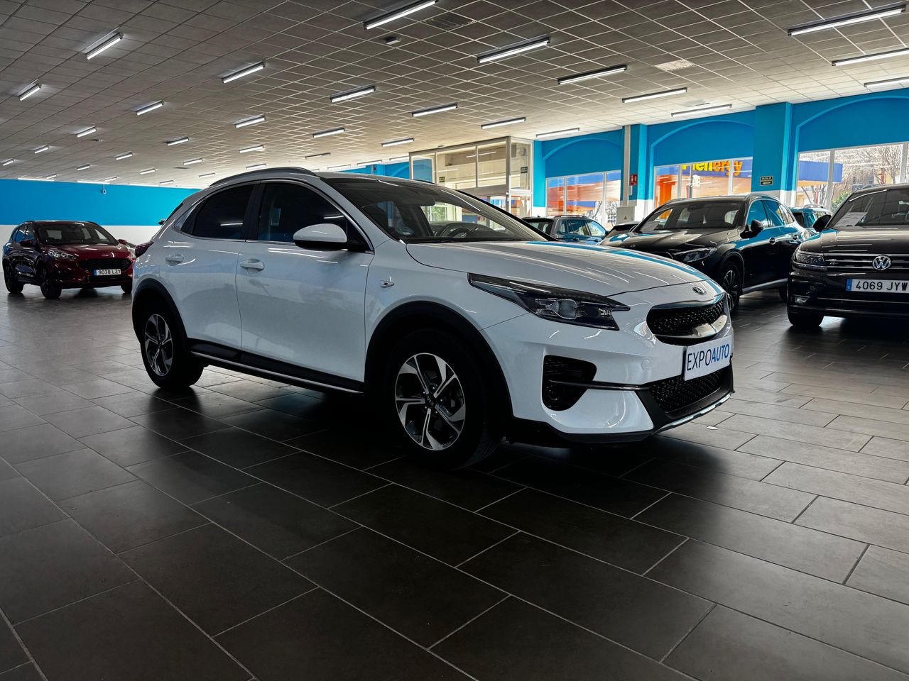 Kia XCeed 1.6 MHEV Tech 100 kW (136 CV) - Foto 1