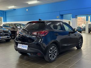 Mazda 2 Mazda Luxury 1.5 SKYACTIV-G 90 CV - Foto 6