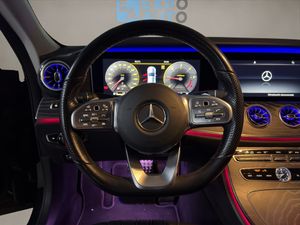 Mercedes CLS 300D AMG - Foto 11
