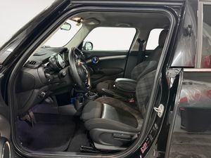 MINI MINI COOPER SD 5 PUERTAS automático - Foto 20