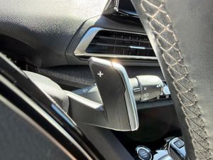 Peugeot 3008 Hybrid 225 e-EAT8 Allure Pack - Foto 18