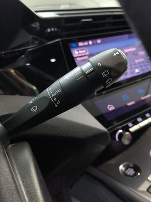 Peugeot 308 308 5P Allure Pack Hybrid 180 eEAT8 - Foto 33