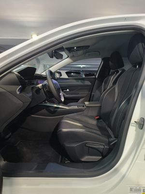 Peugeot 308 308 5P Allure Pack Hybrid 180 eEAT8 - Foto 43