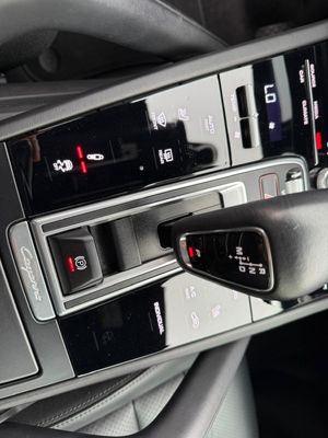 Porsche Cayenne E-Hybrid - Foto 17