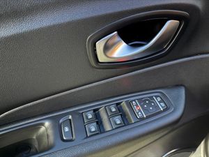 Renault Captur Zen TCe GPF 96kW (130CV) - Foto 10