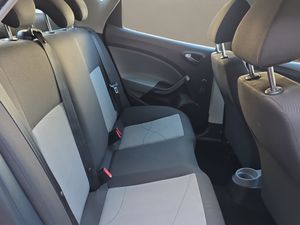 Seat Ibiza 1.6 TDI 90cv Reference - Foto 14