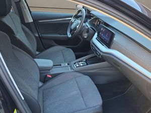 Skoda Octavia 1.5 TSI 110kW150CV mHEV DSG Selection - Foto 25
