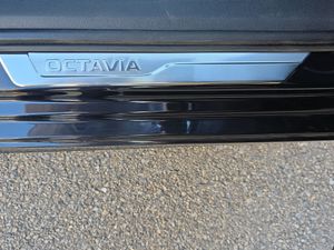 Skoda Octavia 1.5 TSI 110kW150CV mHEV DSG Selection - Foto 11