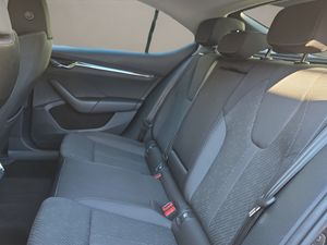 Skoda Octavia 1.5 TSI 110kW150CV mHEV DSG Selection - Foto 13