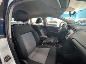 Volkswagen Polo 5p Advance 1.0 75 CV BMT - Foto 13