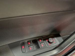 Volkswagen Polo GTI 2.0 TSI 147kW (200CV) DSG - Foto 9