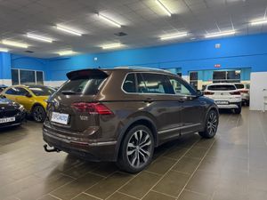 Volkswagen Tiguan . - Foto 8