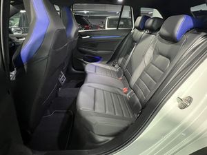 Volkswagen Golf 1.5 Tsi R-Line 4 Motion 320cv. - Foto 24