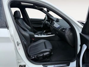 BMW Serie 1 M140iA - Foto 30