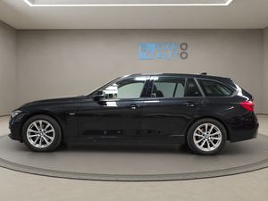 BMW Serie 3 320i Touring - Foto 4