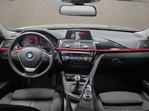 BMW Serie 3 320i Touring - Foto 14