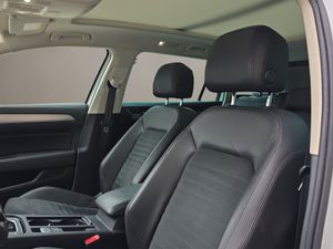 Volkswagen Passat Sport 1.8 TSI 132kW (180CV) DSG Variant - Foto 11
