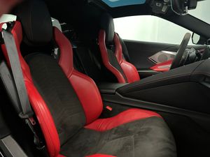 Chevrolet Corvette C8 - Foto 14
