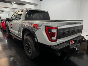 Ford F-150 RAPTOR R - Foto 4