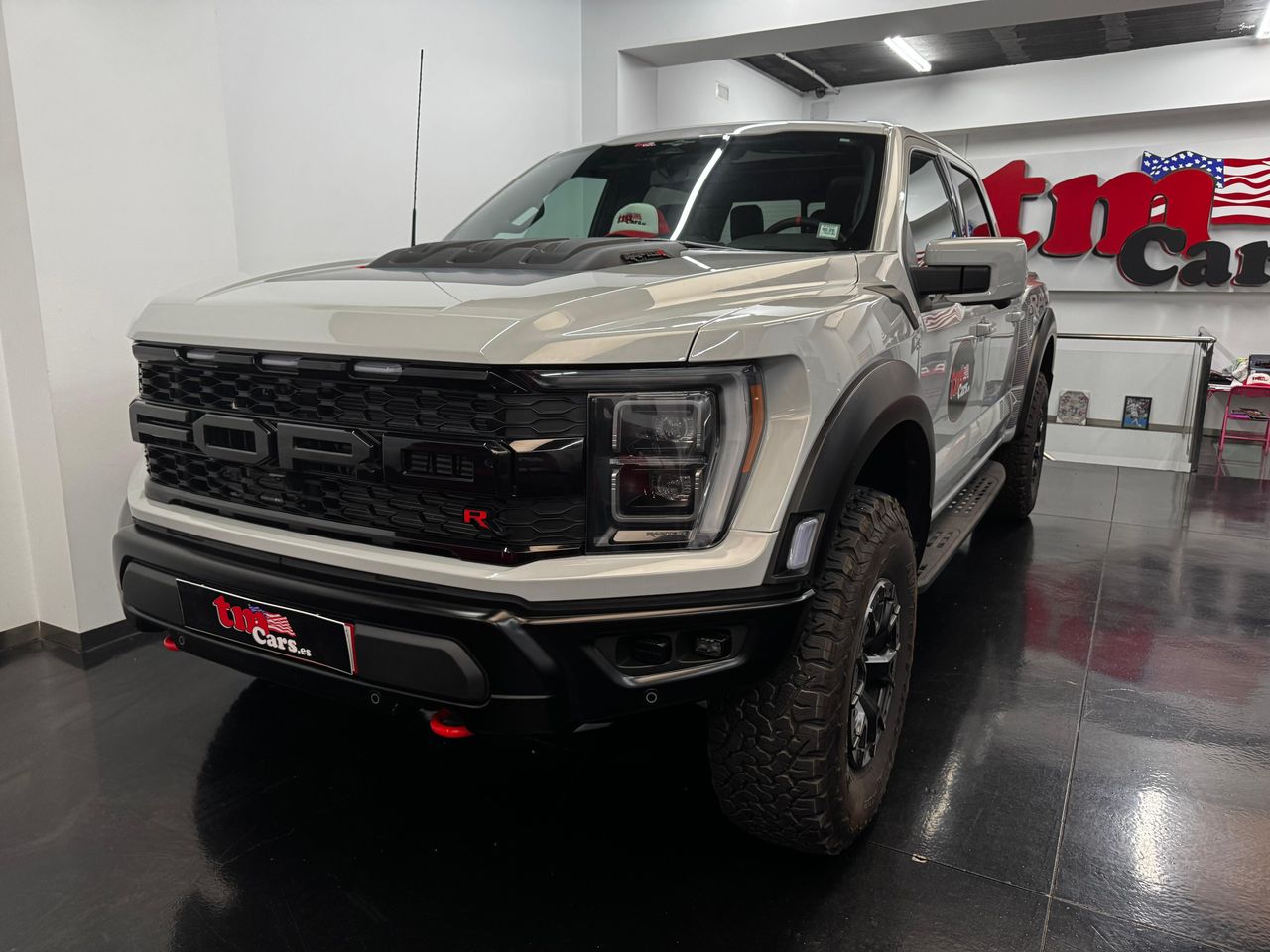 Ford F-150 RAPTOR R - Foto 1