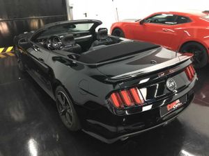 Ford Mustang 5.0 CABRIO CALIFORNIA SPECIAL  - Foto 9