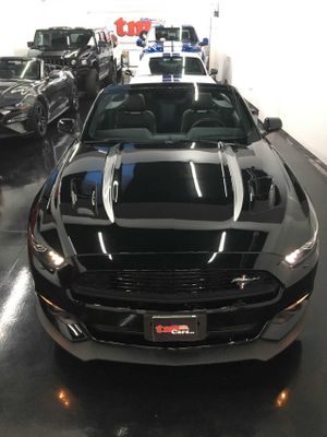 Ford Mustang 5.0 CABRIO CALIFORNIA SPECIAL  - Foto 3