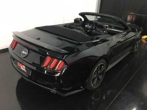 Ford Mustang 5.0 CABRIO CALIFORNIA SPECIAL  - Foto 8