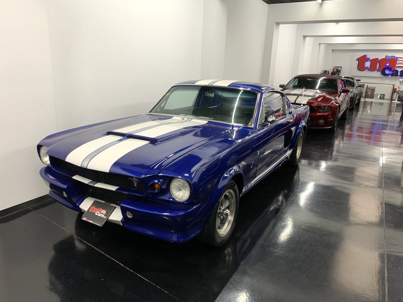 Ford Mustang Fastback 66  - Foto 1