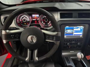 Ford Mustang Shelby GT 500  - Foto 10