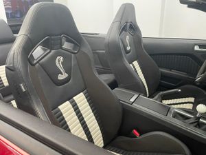 Ford Mustang Shelby GT500 Cabrio  - Foto 9